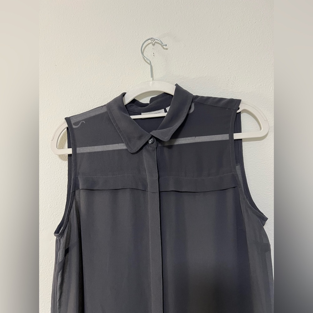 Halogen Gray Sheer Sleeveless Button-Front Blouse - Picture 2 of 9